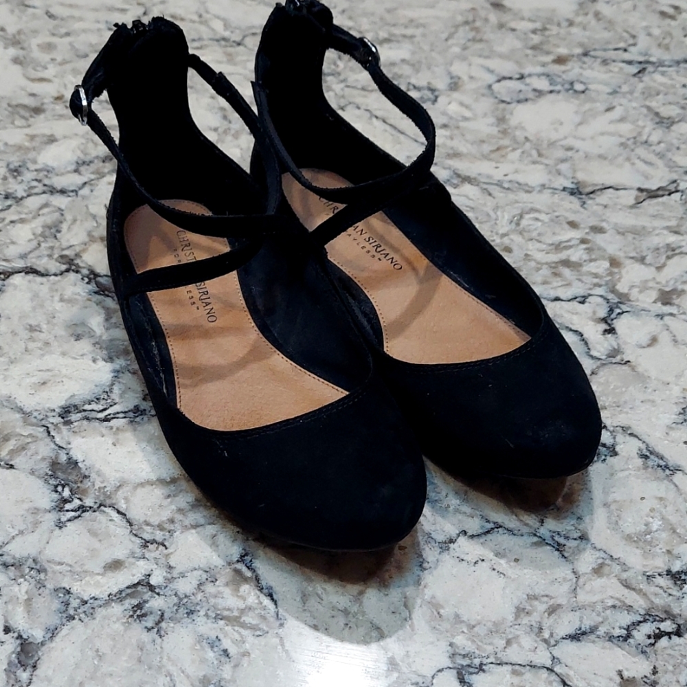 Christain Siriano womans 6.5 flat black shoes